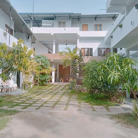 Wild Eagle Safari Resort Udawalawe Eksteriør bilde